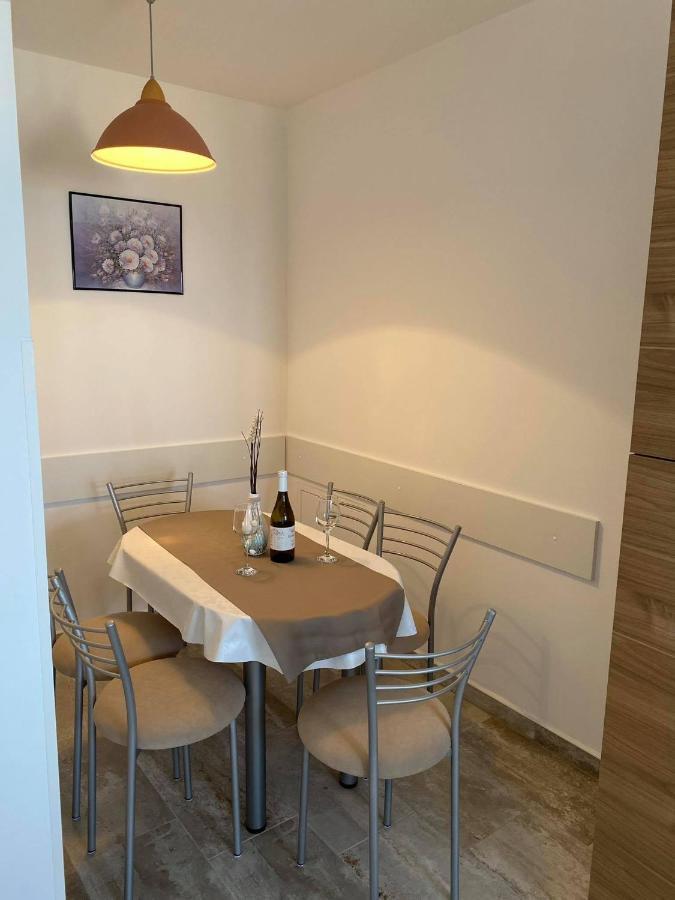 Apartmani Justic Njivice Exterior foto